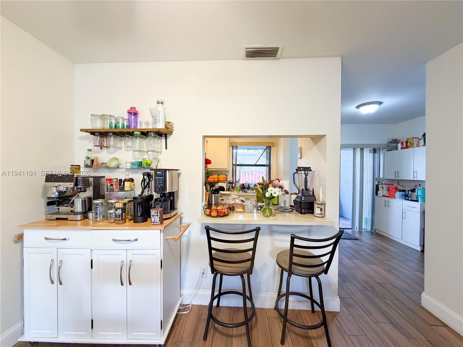 PEMBROKE POINTE SECTION T - Residential