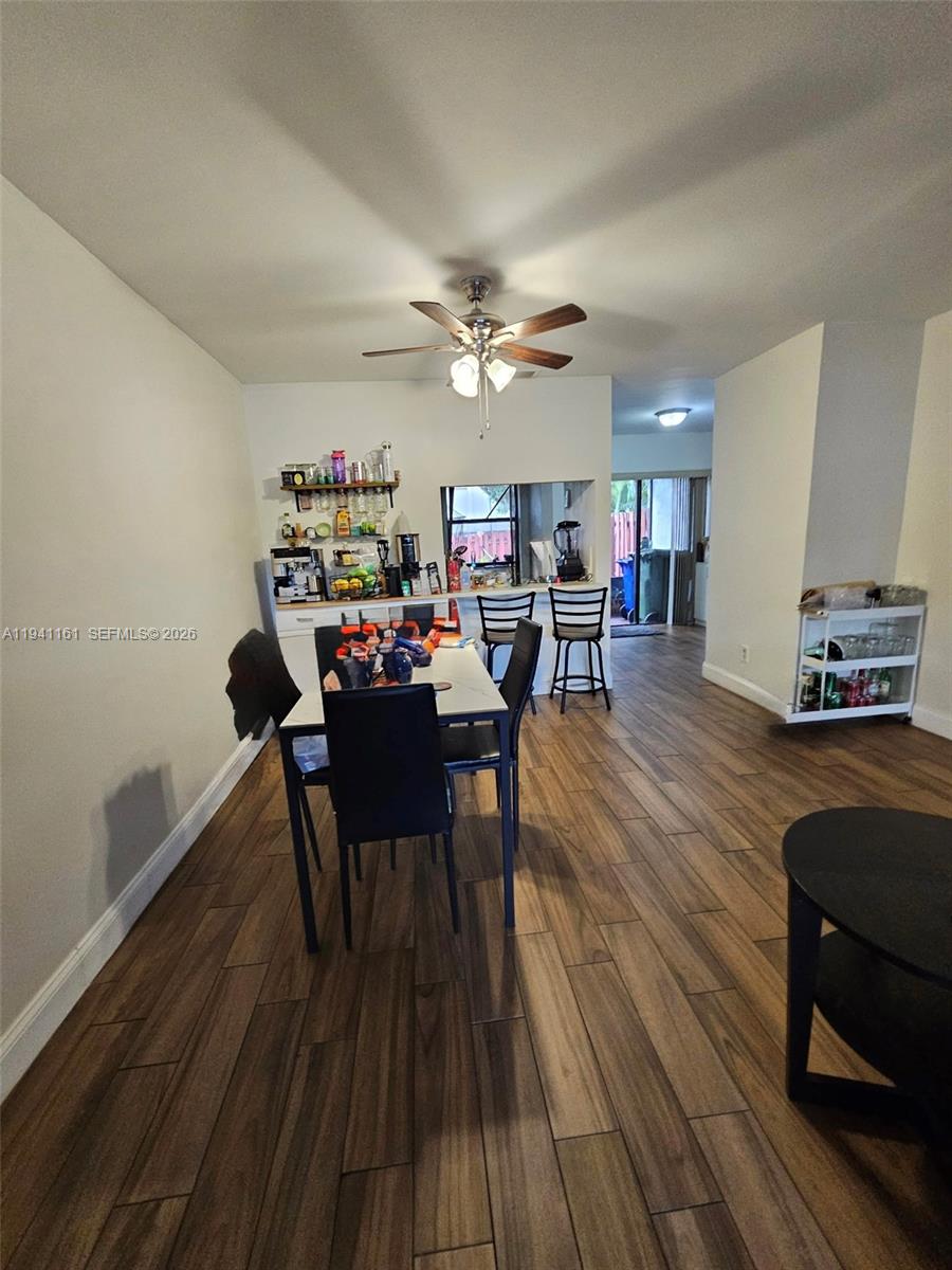 PEMBROKE POINTE SECTION T - Residential