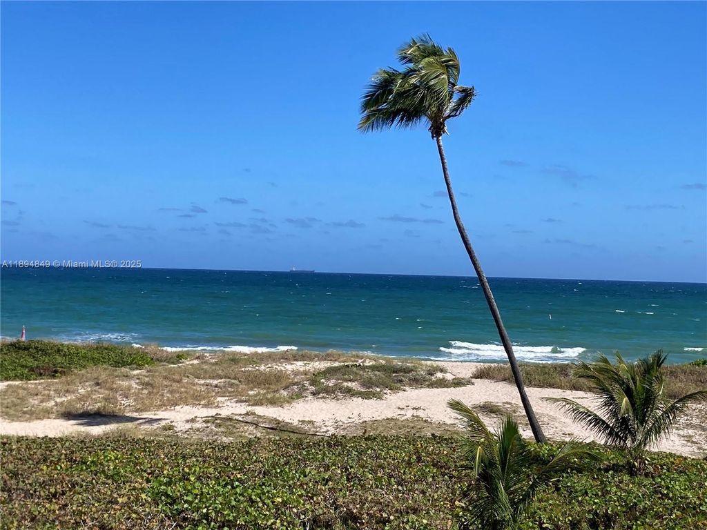 Photo of 1541 S Ocean Blvd #314, Lauderdale By The Sea, FL 33062 (MLS # A11894849)