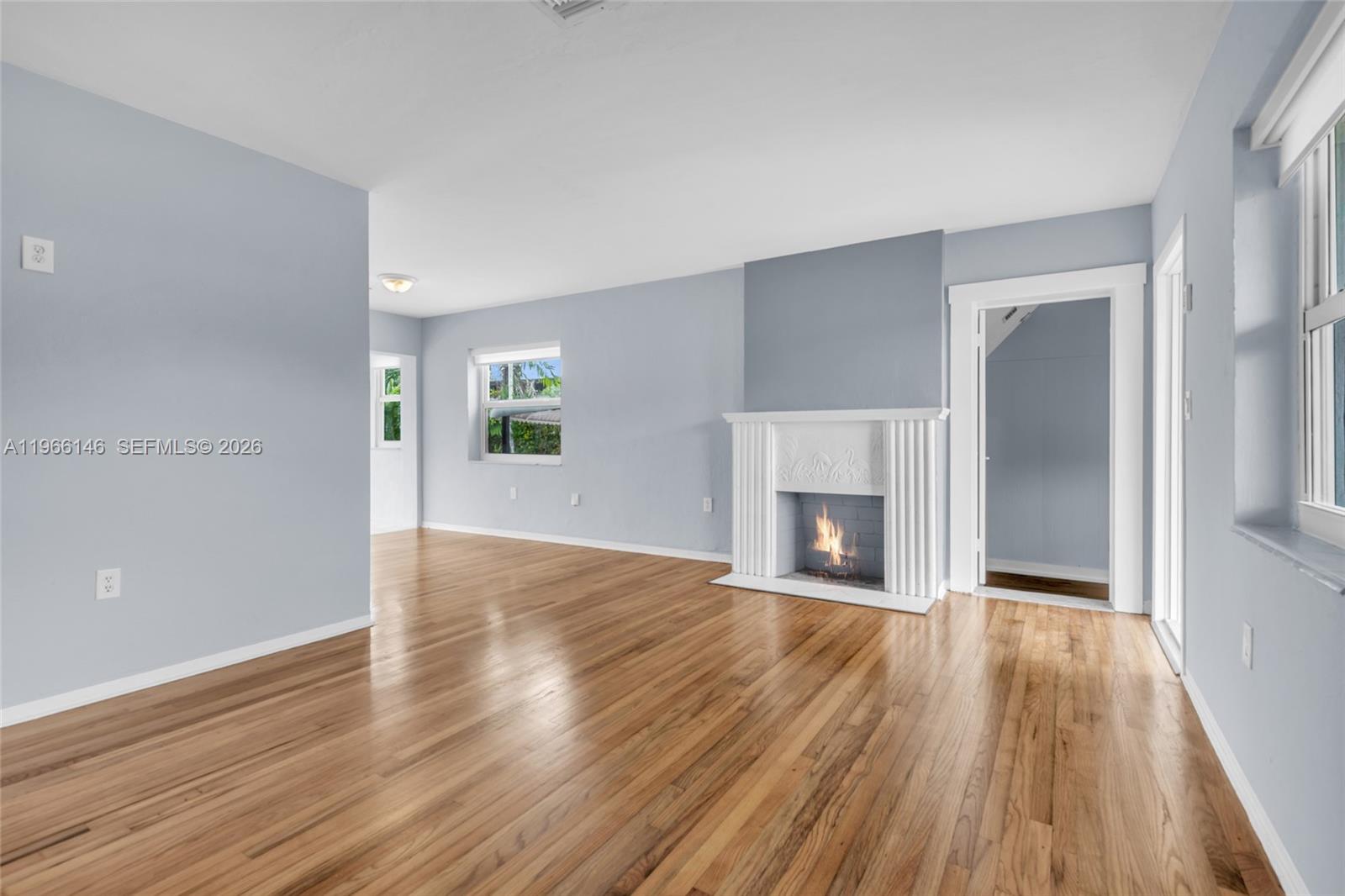 COUNTRY CLUB ESTATES SEC - Residential Lease