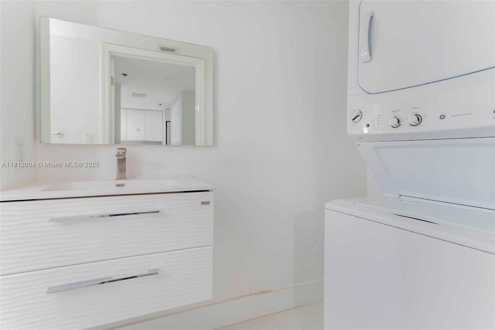 BRICKELL KEY II CONDO - Residential