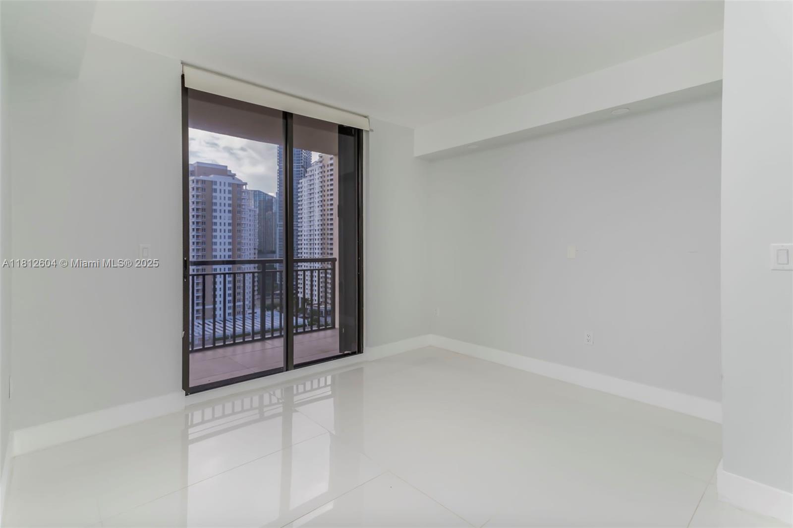 540 Brickell Key Dr 1809