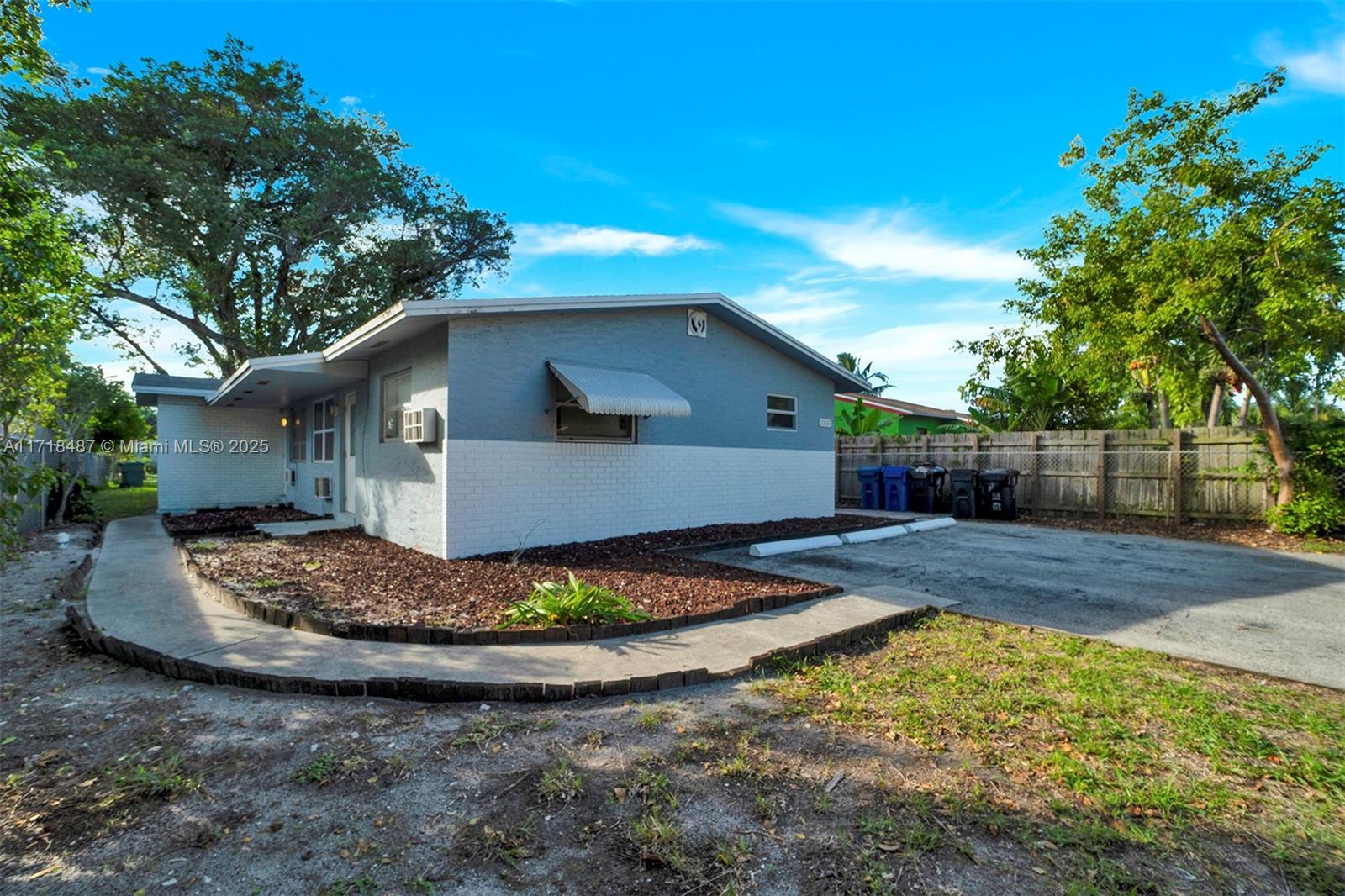 1515 NW 2nd Ave