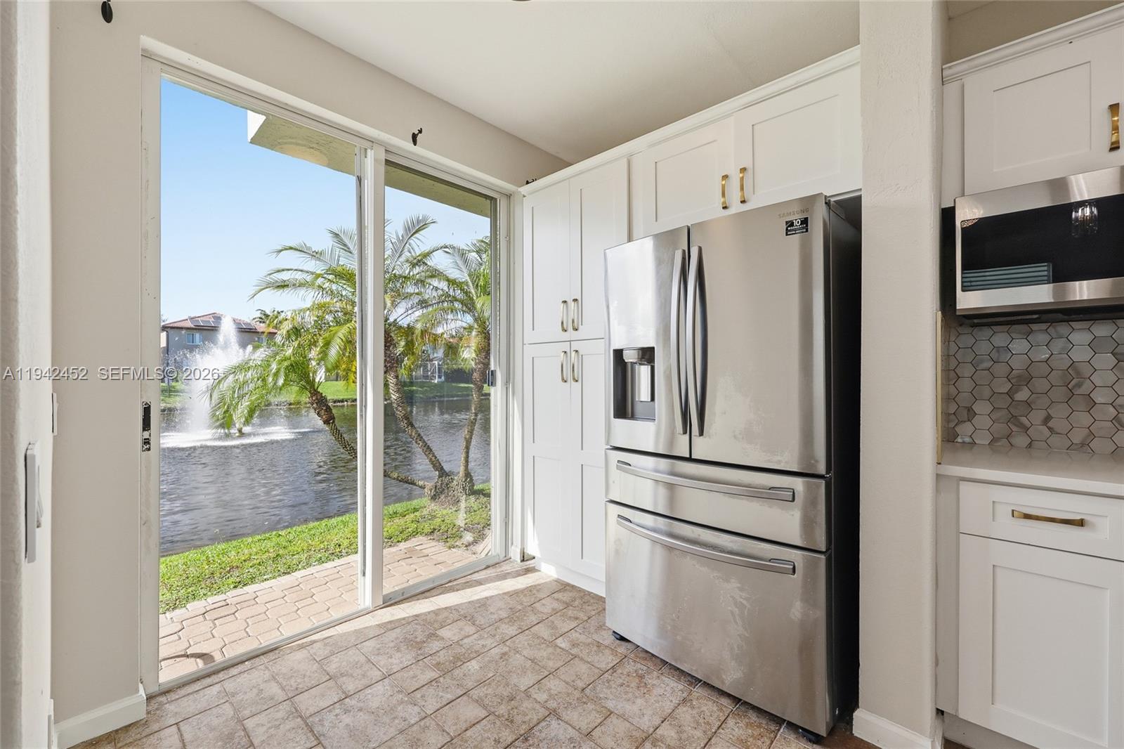 THOUSAND OAKS - Residential