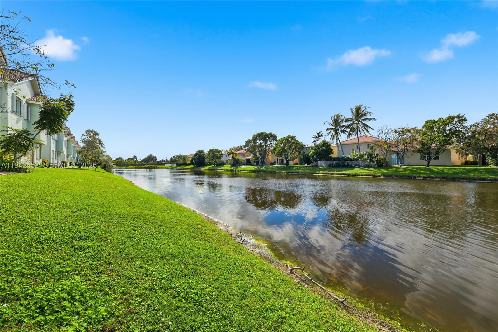 THOUSAND OAKS - Residential