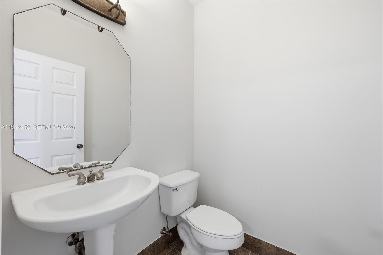 THOUSAND OAKS - Residential