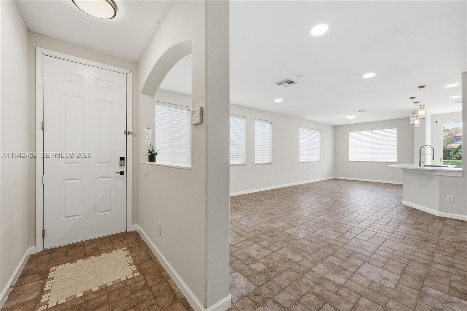 THOUSAND OAKS - Residential