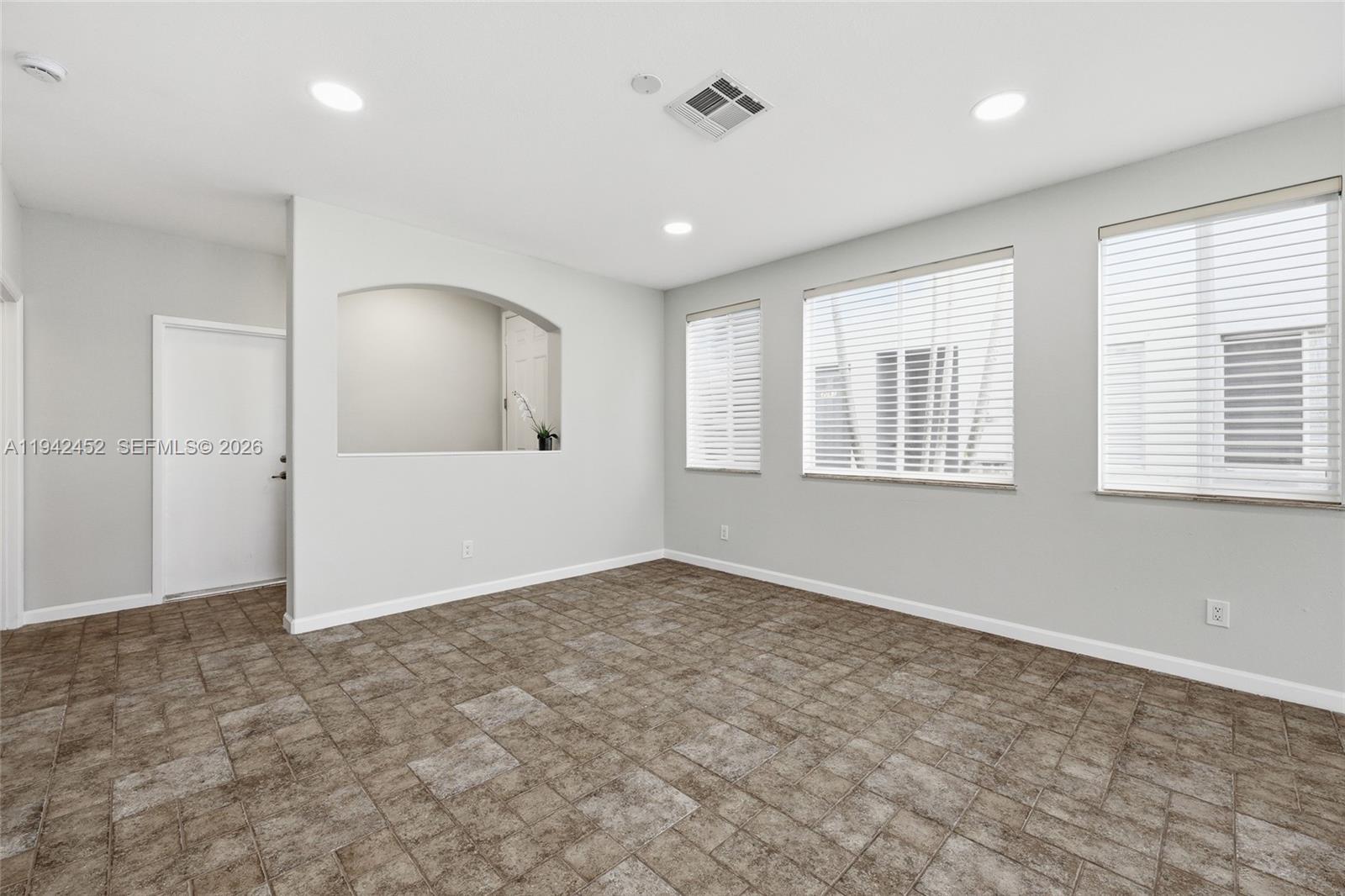 THOUSAND OAKS - Residential