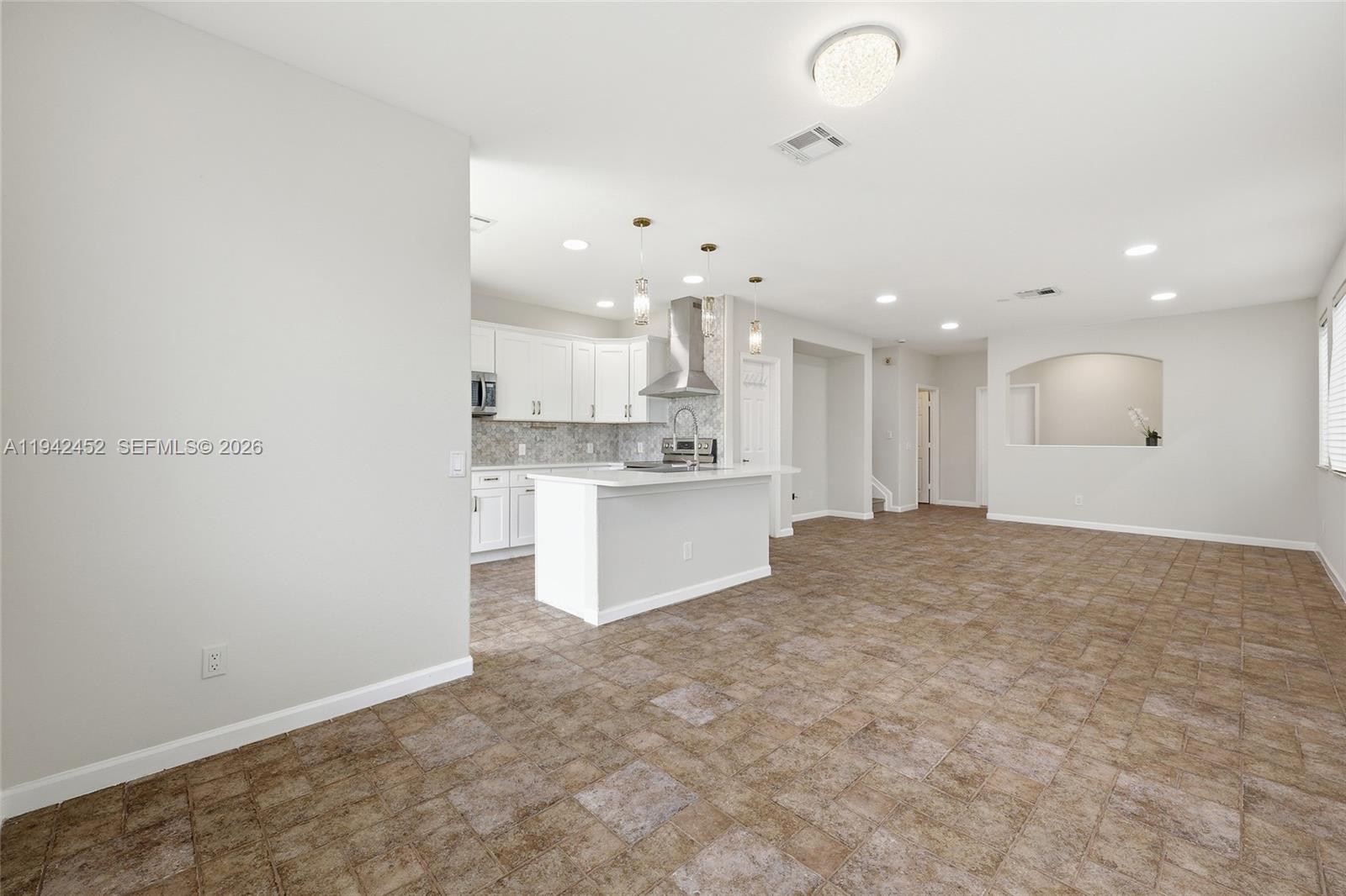 THOUSAND OAKS - Residential