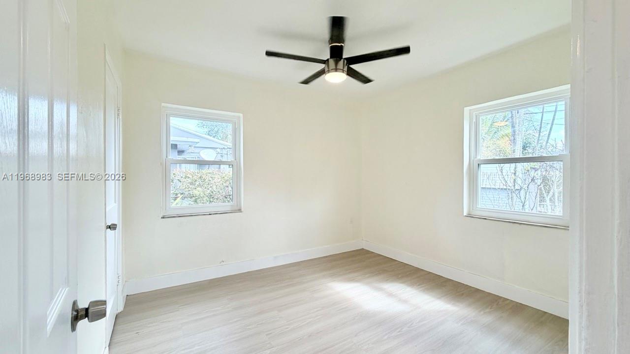 SHORES ESTATES - Residential Income