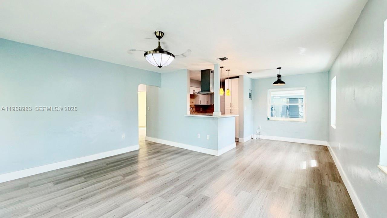 SHORES ESTATES - Residential Income