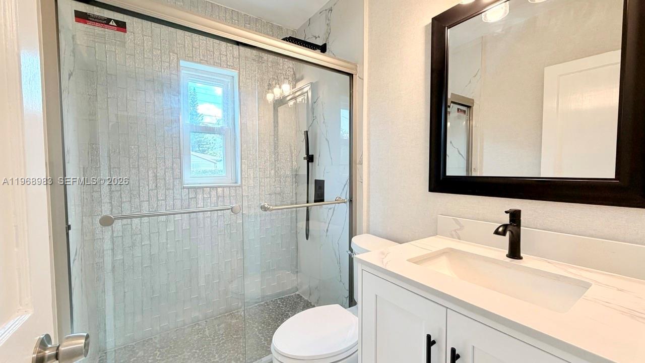 SHORES ESTATES - Residential Income