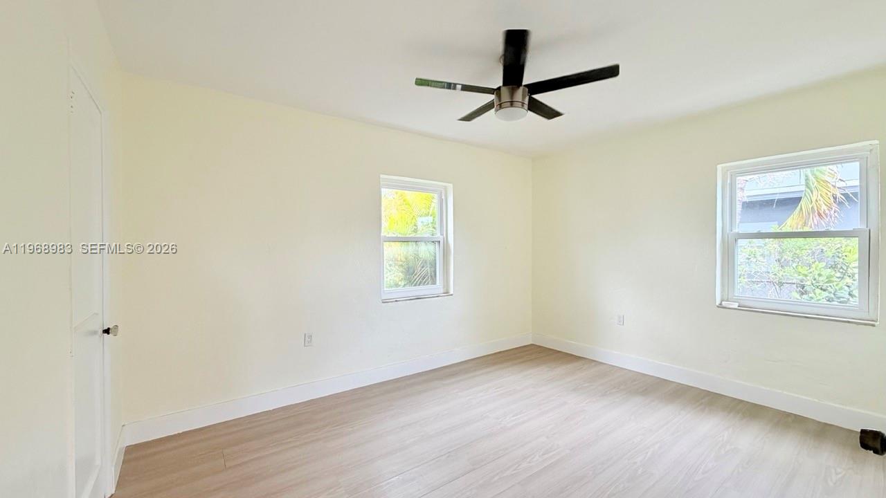 SHORES ESTATES - Residential Income