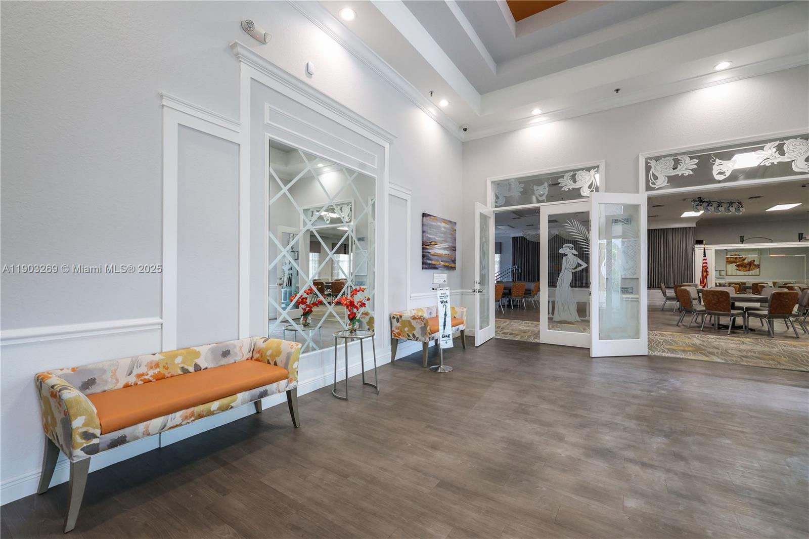 GLENS CONDO - Residential Lease