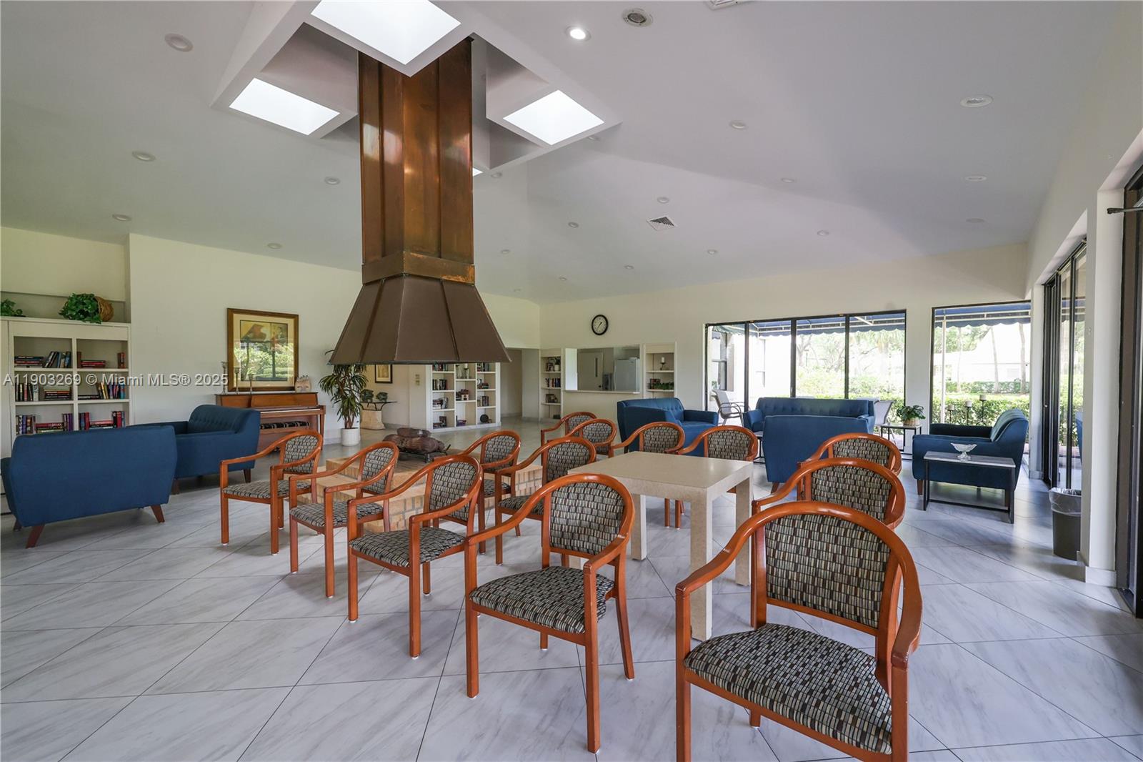 GLENS CONDO - Residential Lease