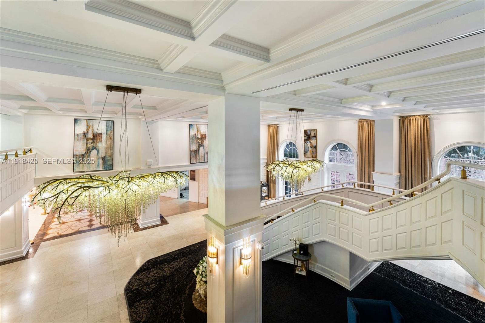 THE ALEXANDER CONDO - Residential