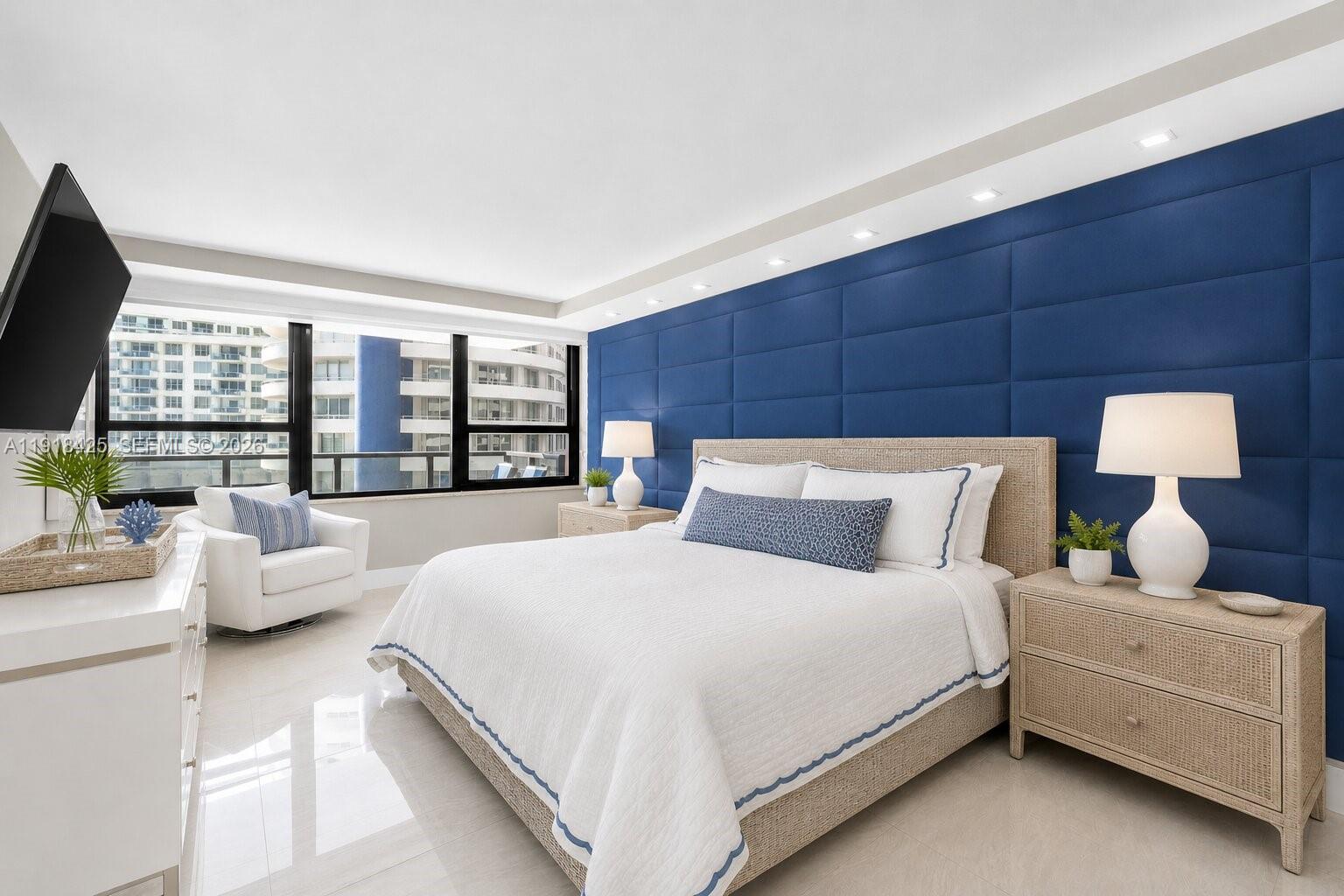 THE ALEXANDER CONDO - Residential