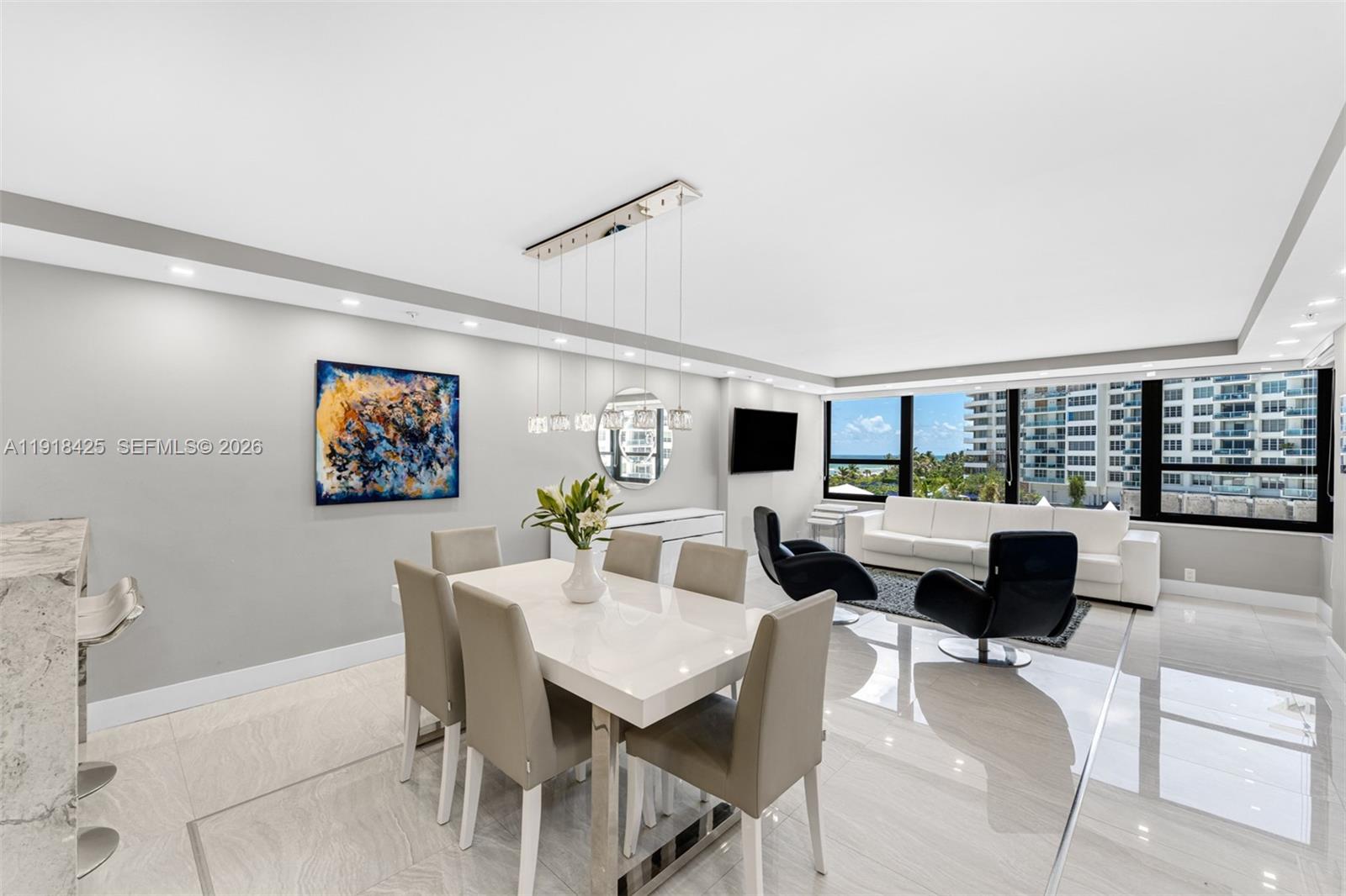 5225 Collins Ave 603