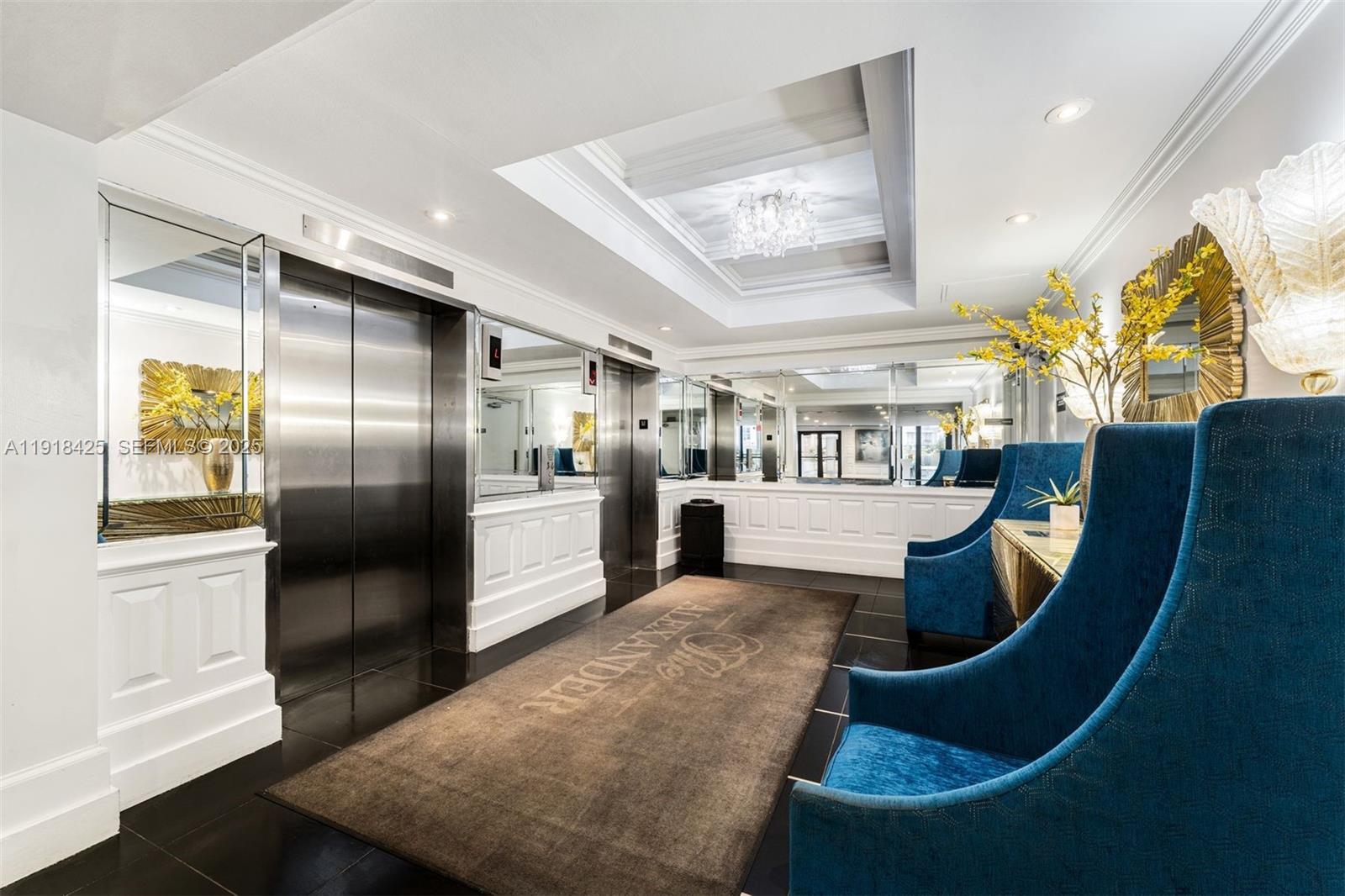 THE ALEXANDER CONDO - Residential