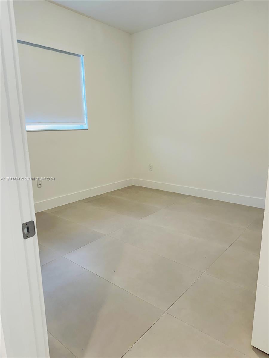 SILVER BLUFF GARDENS - Residential