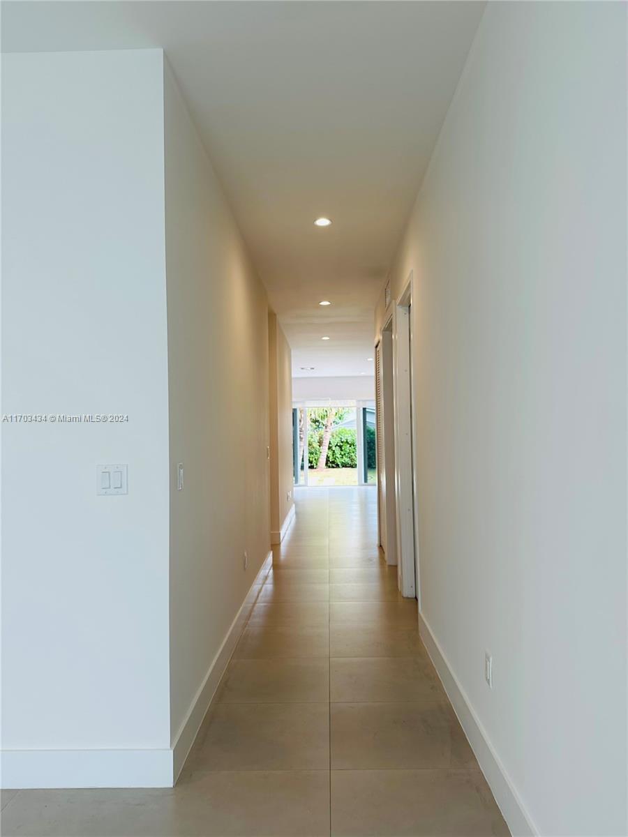 SILVER BLUFF GARDENS - Residential
