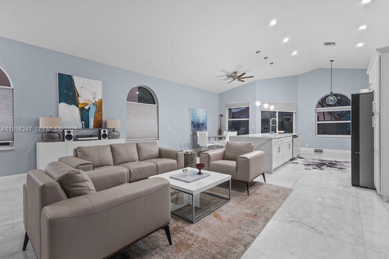 HOLIDAY SPRINGS EAST - Residential