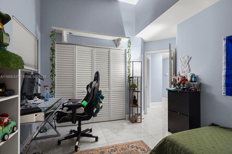 HOLIDAY SPRINGS EAST - Residential