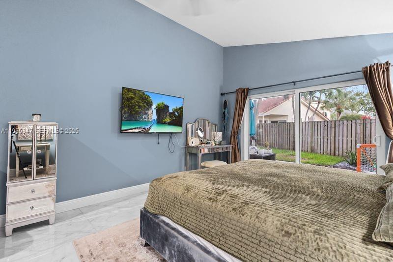 HOLIDAY SPRINGS EAST - Residential