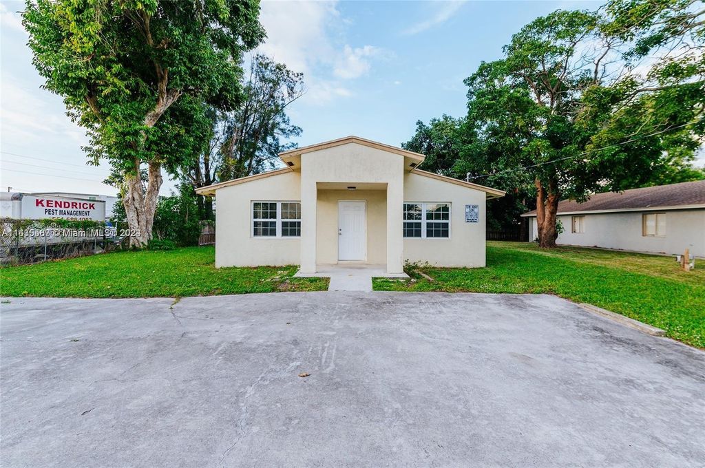 Photo of 4437 Sunny Lane Ave #4437, West Palm Beach, FL 33406 (MLS # A11635587)