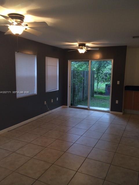 1702 N 28th Ave 1