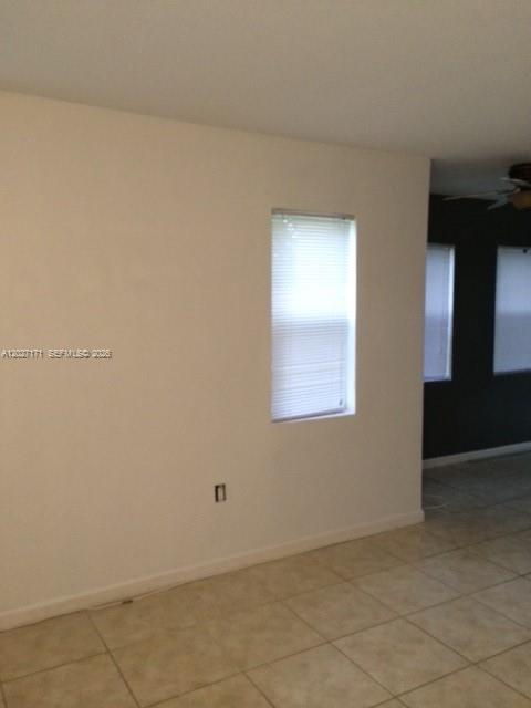 1702 N 28th Ave 1