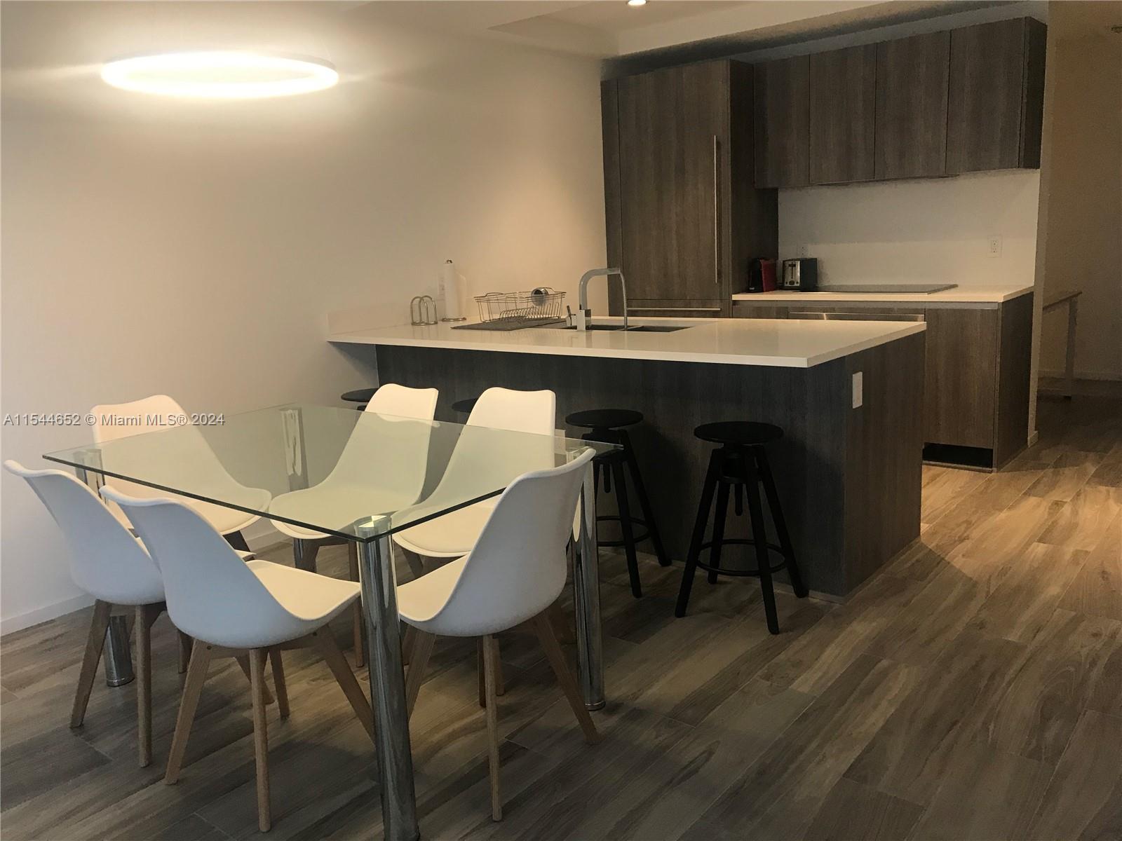 801 SMA RESIDENCES CONDO - Residential Lease