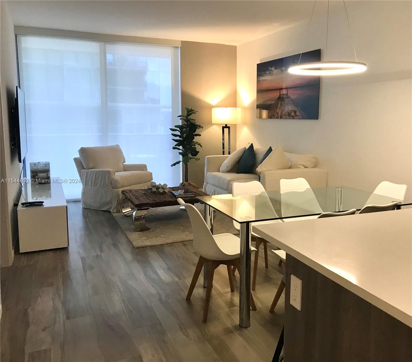 801 SMA RESIDENCES CONDO - Residential Lease