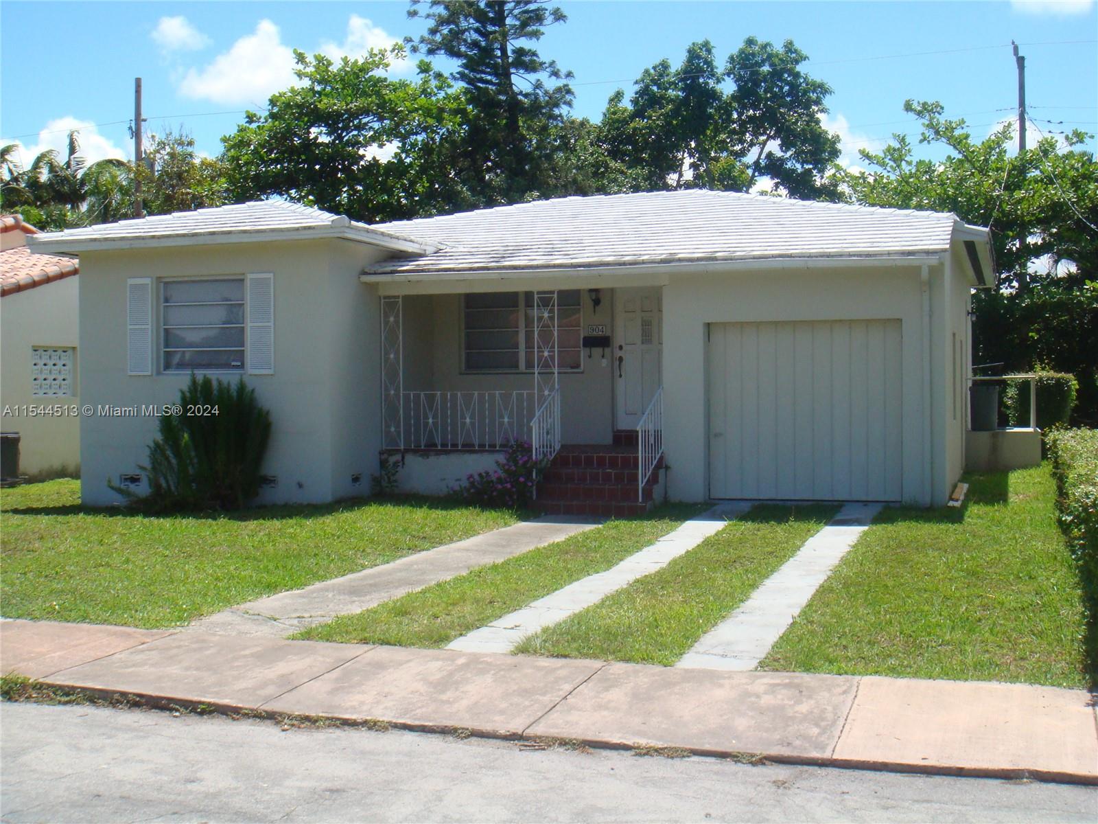 Property for Sale at 904 Wallace St, Coral Gables, Broward County, Florida - Bedrooms: 2 
Bathrooms: 1  - $799,000