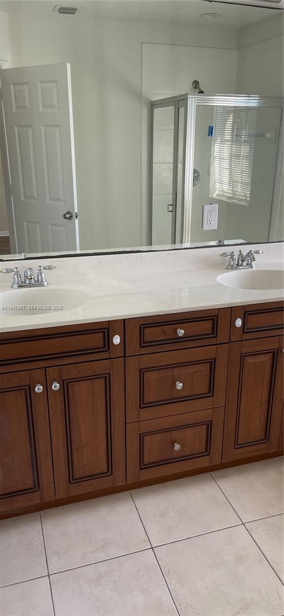 MARSH HARBOUR - Residential