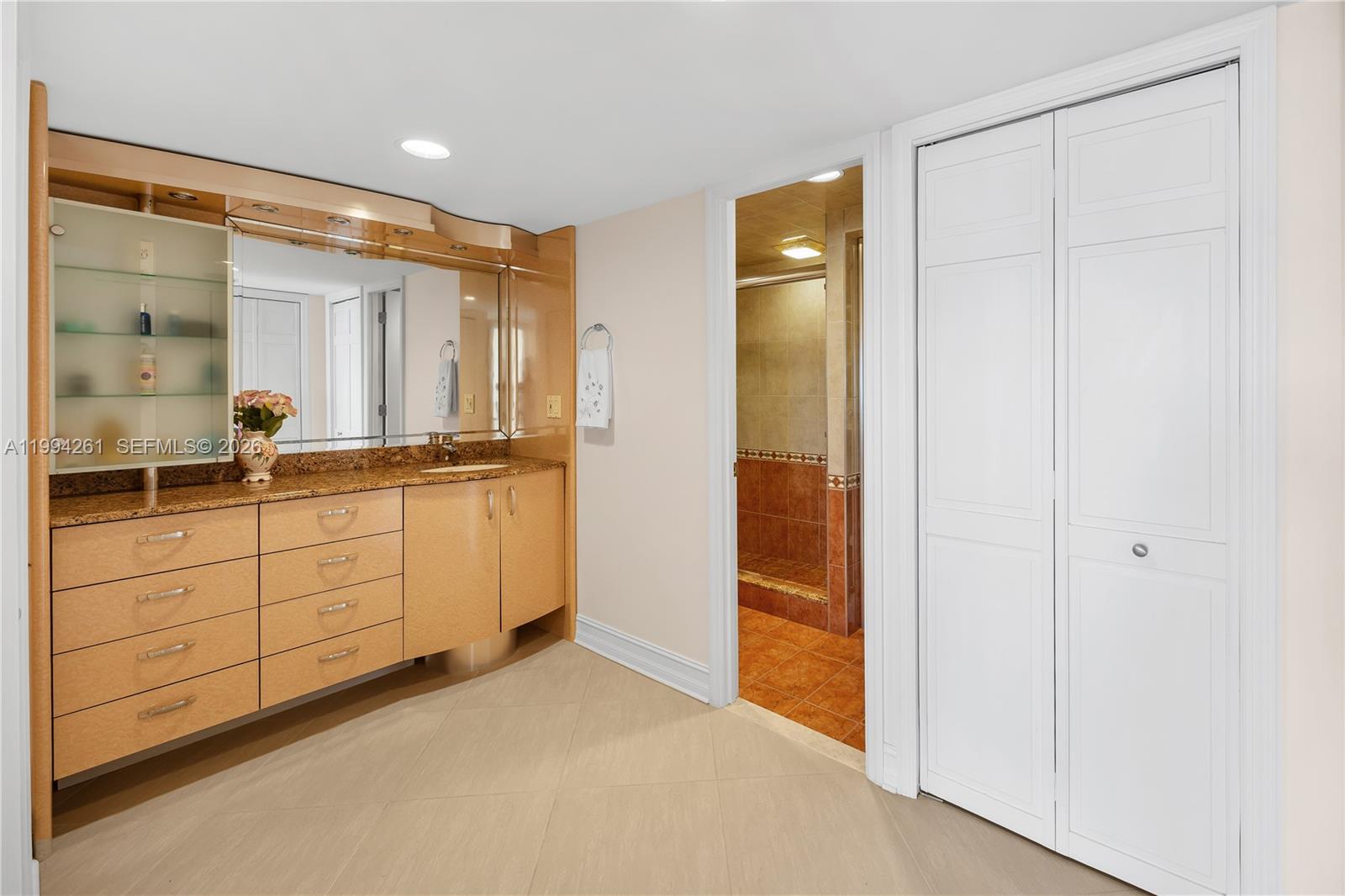 CORONADO CONDO- TOWER II - Residential