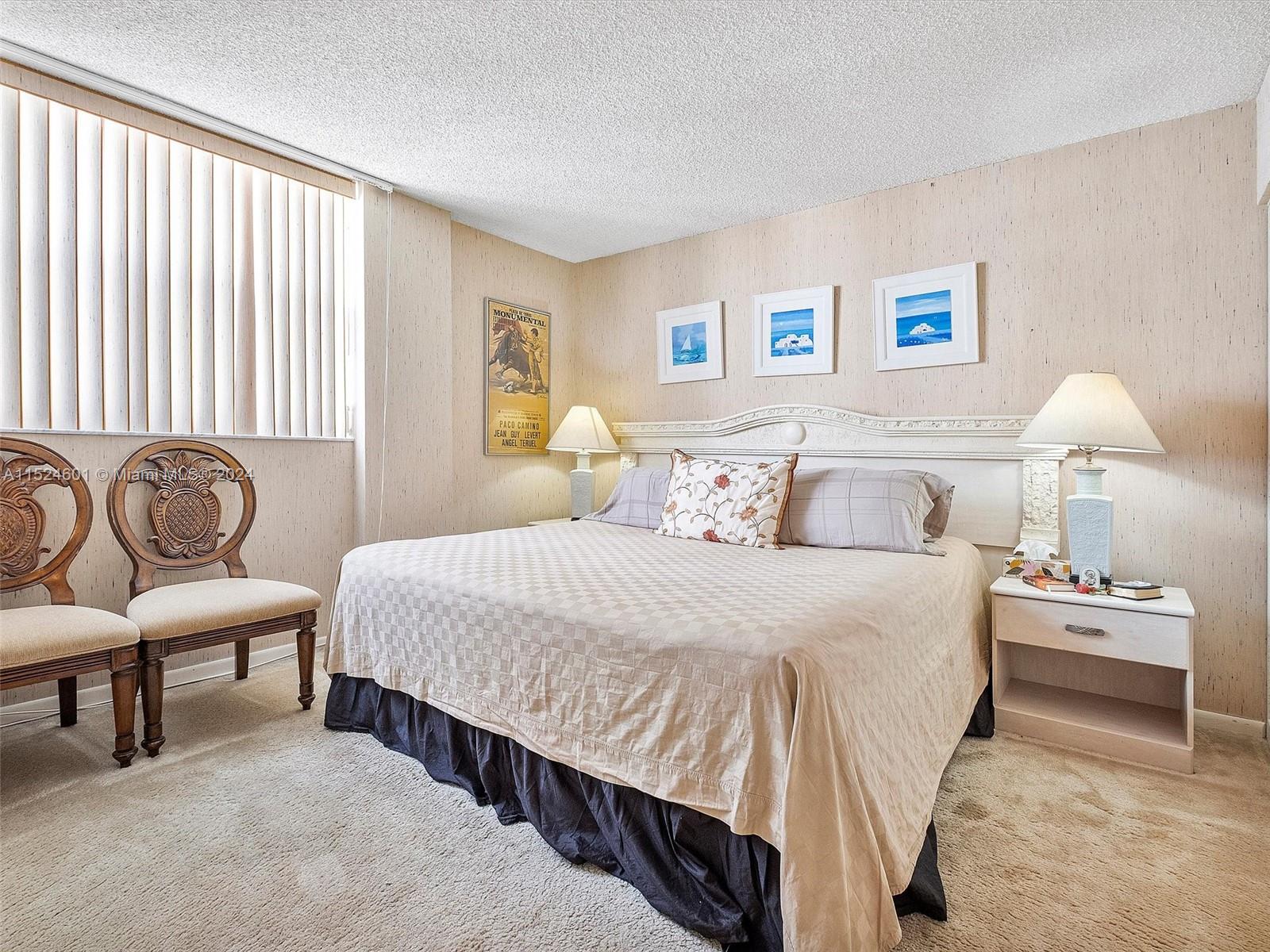 WINSTON TOWERS 700 CONDO - Residential