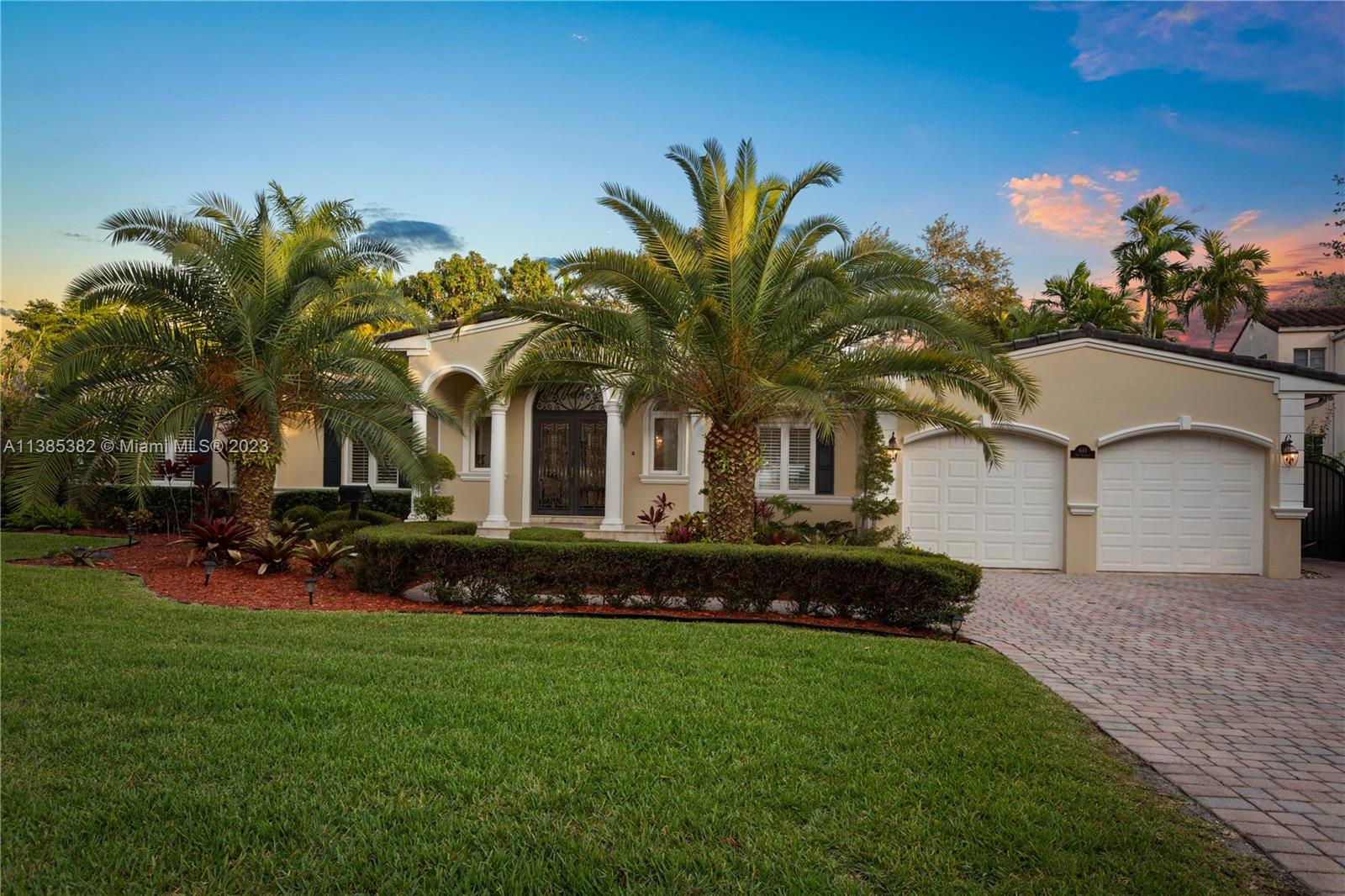 CORAL GABLES RIVIERA SEC - Residential