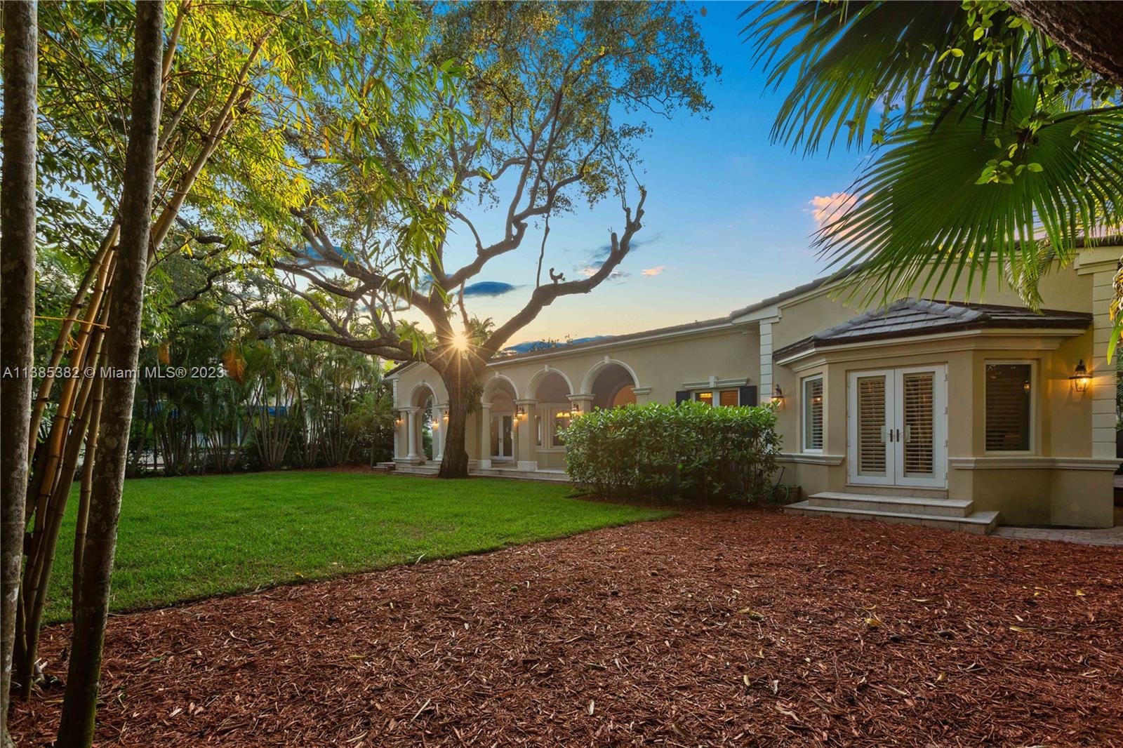 CORAL GABLES RIVIERA SEC - Residential