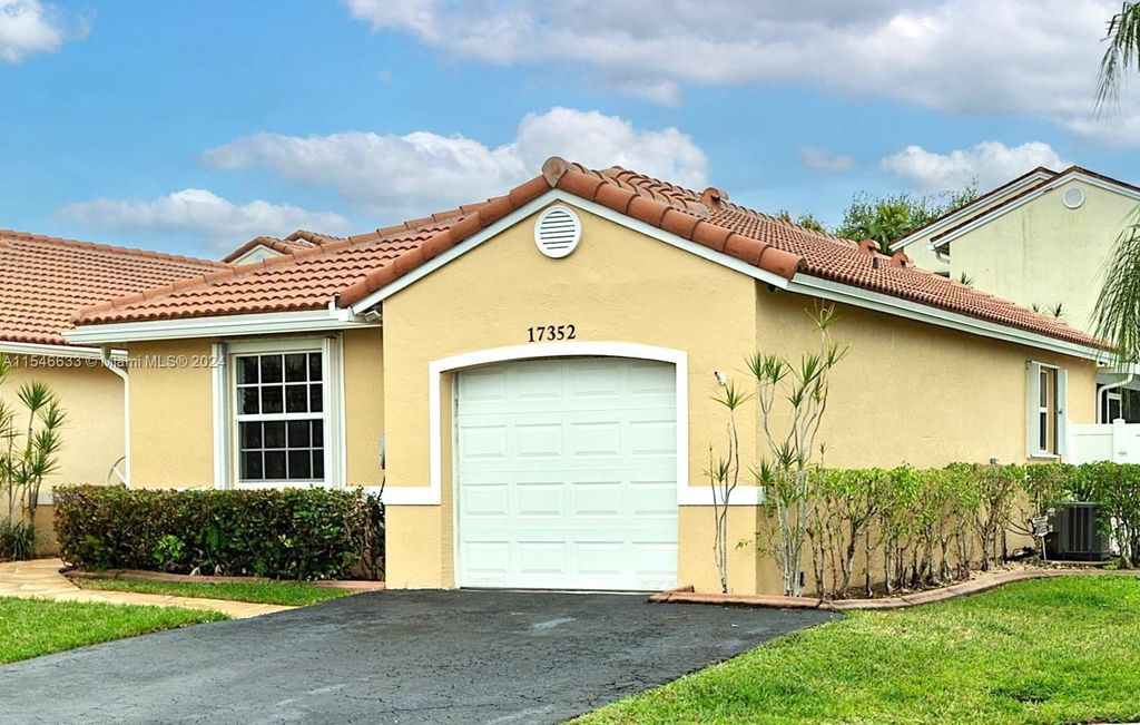 Photo of 17352 NW 6th Ct, Pembroke Pines, FL 33029 (MLS # A11546633)