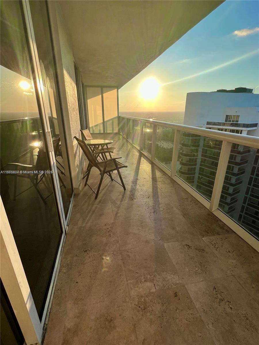 BEACH CLUB TWO CONDO - Residential Lease