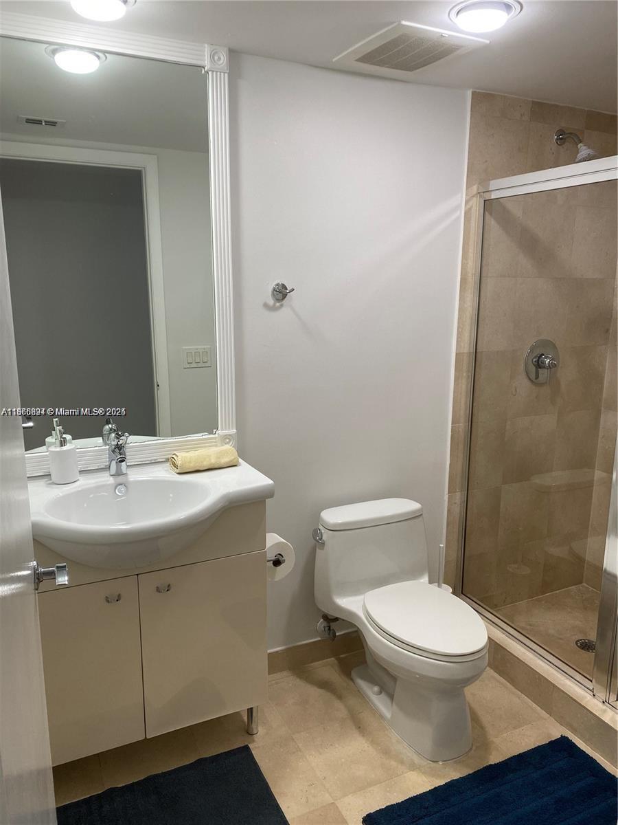 BEACH CLUB TWO CONDO - Residential Lease