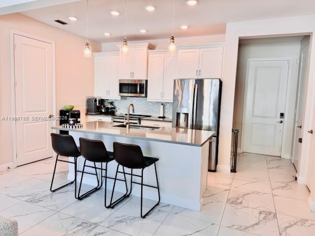 CRYSTAL LAKE 1ST SEC - Residential