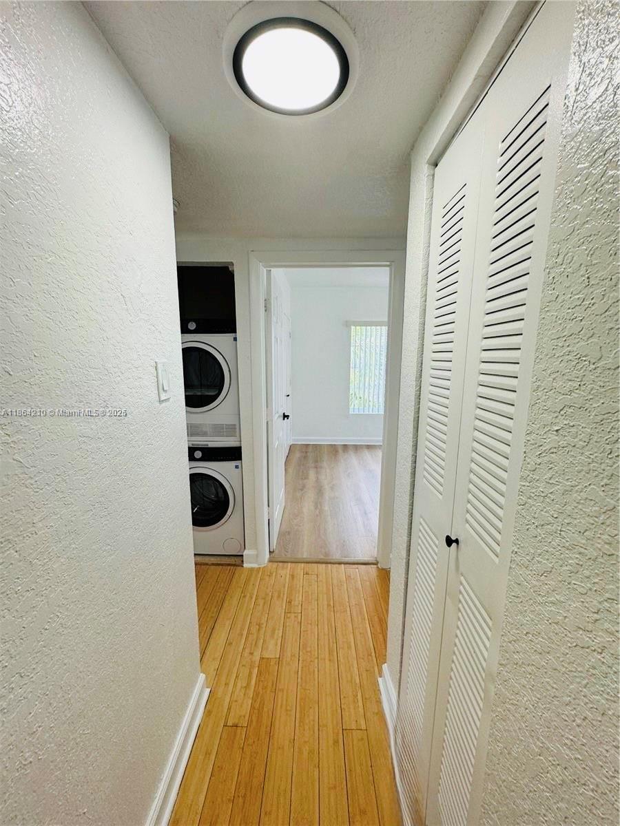 RITZ ROYAL PALM CONDO - Residential Lease