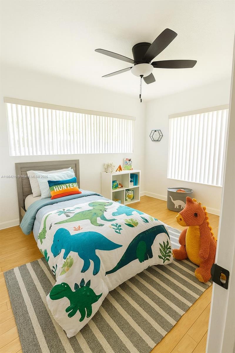 RITZ ROYAL PALM CONDO - Residential Lease