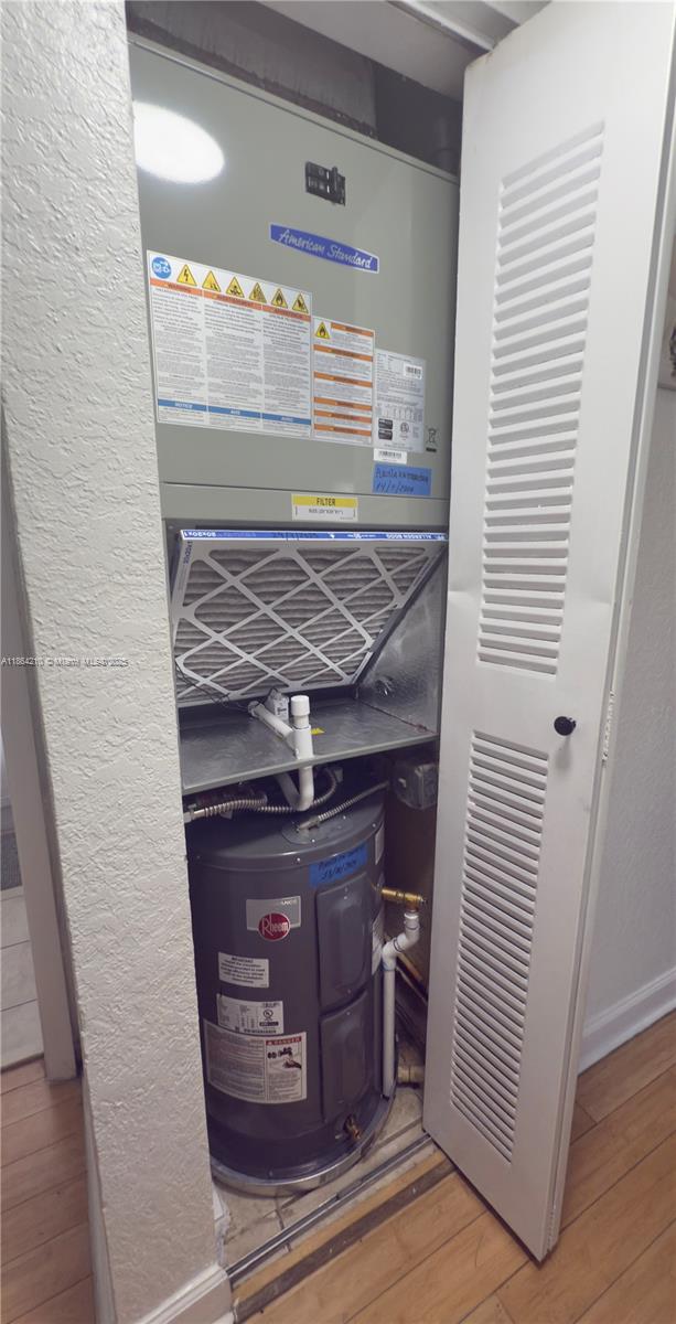 RITZ ROYAL PALM CONDO - Residential Lease