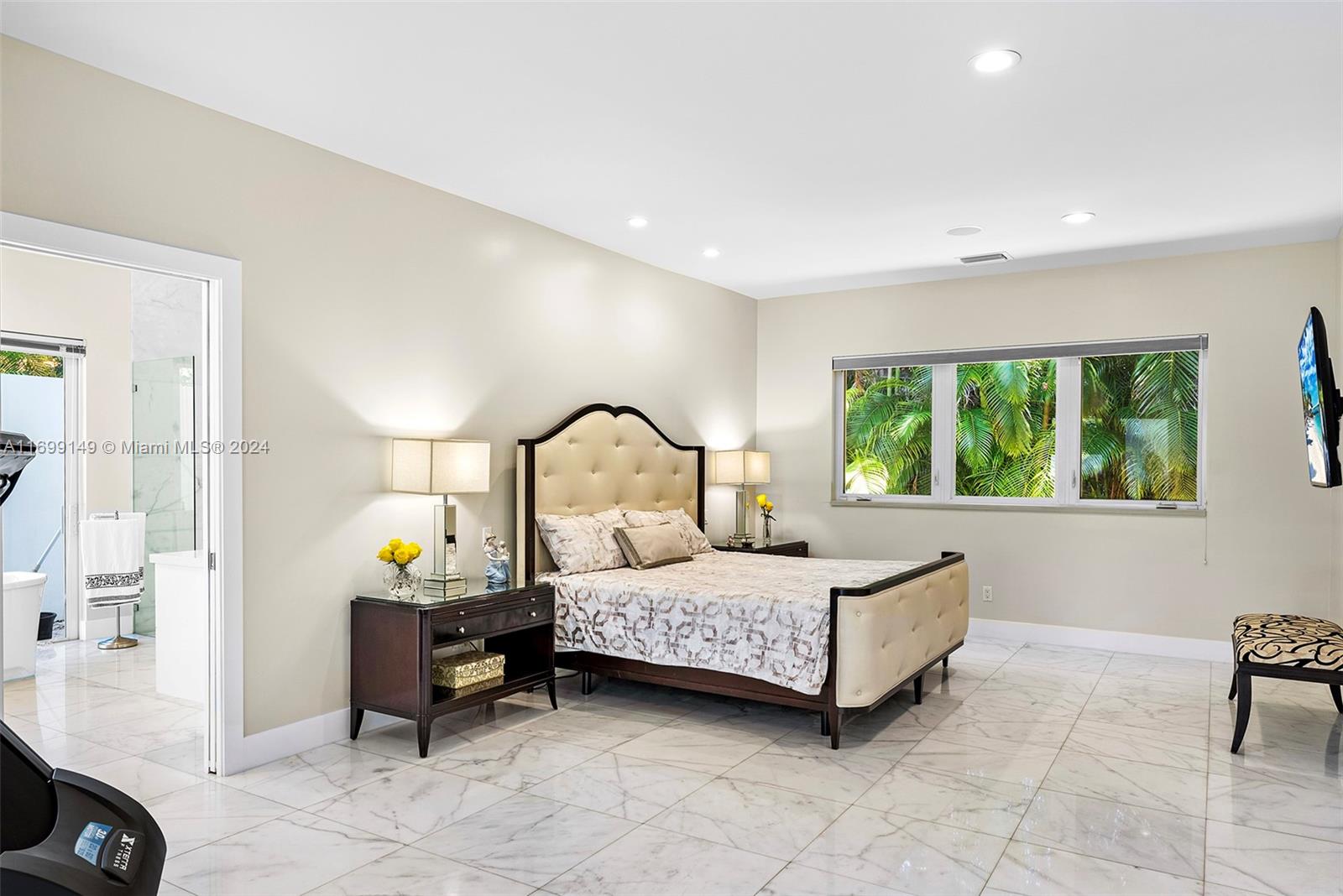 CORAL GROVES - Residential