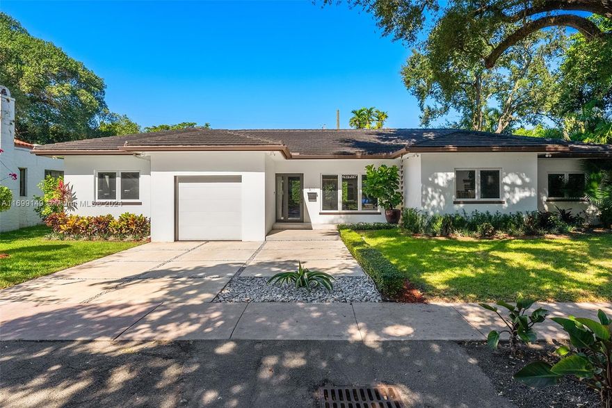 This beautiful North Gables traditional home was completly renovated in 2018, and features 4 bedrooms 5 bathrooms, great open kitchen perfect for entertaining your guests and family members. Open and bright living room area and dining room facing its expansive pool area, just perfect for relaxing any time. It's very rare to find any one story home in Coral Gables that is actually ready to just move in.