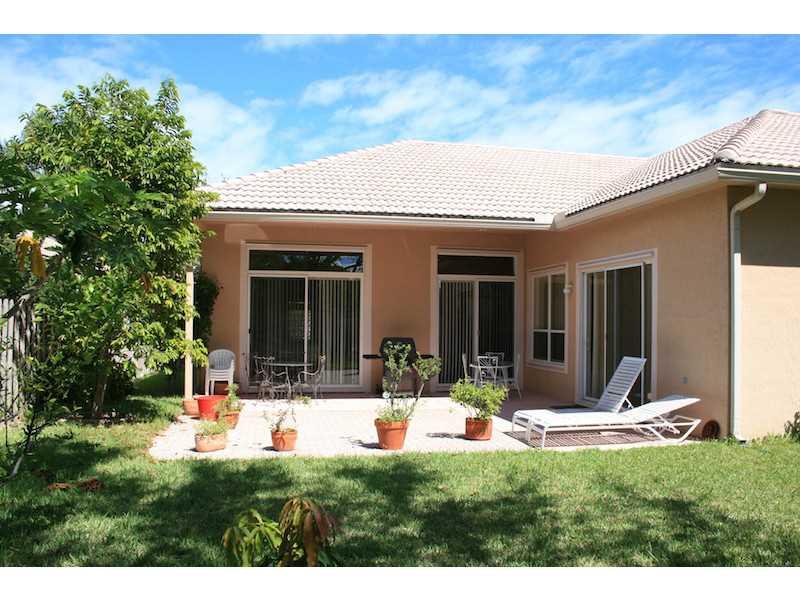 STONERIDGE LAKE ESTATES P - Residential