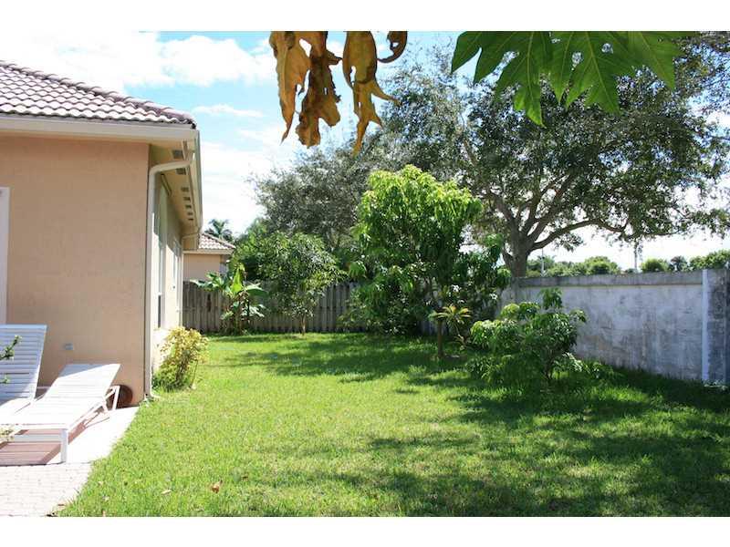 STONERIDGE LAKE ESTATES P - Residential